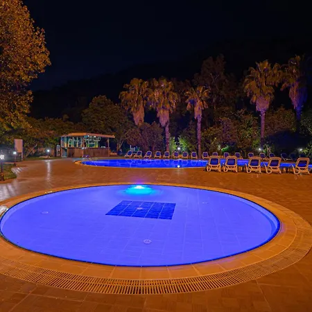 Rıos 4*