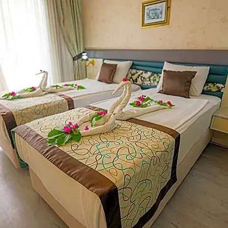 Rıos 4*