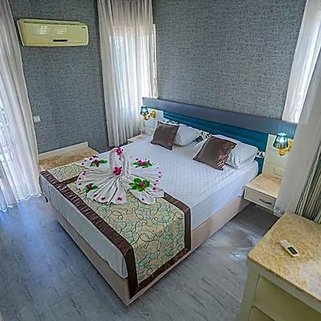 Rios Hotel 4*